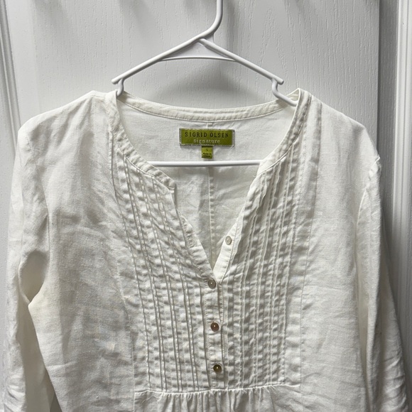 Sigrid Olsen signature white linen Blouse with Pintuck Detailing - Picture 7 of 9